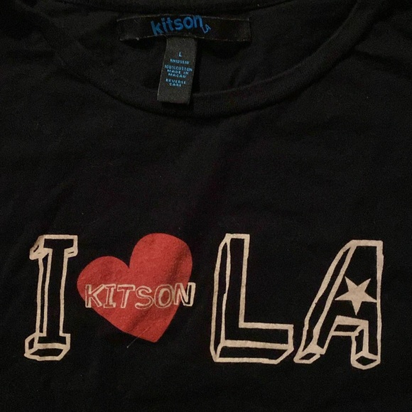 The label says L, but this all cotton T-shirt would fit a S/M - Picture 2 of 2